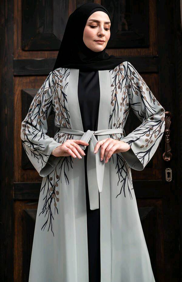 عباية ملونه