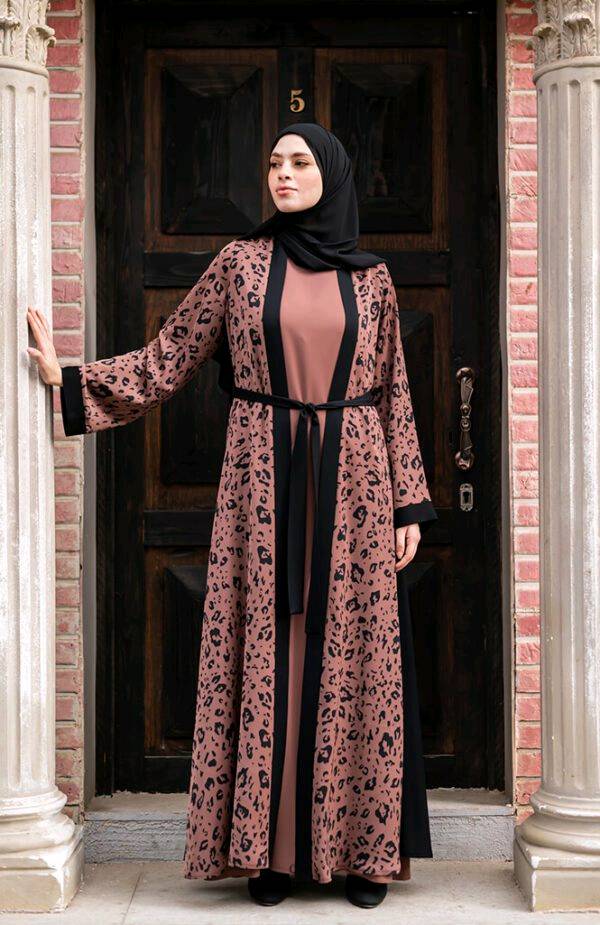 عباية ملونه